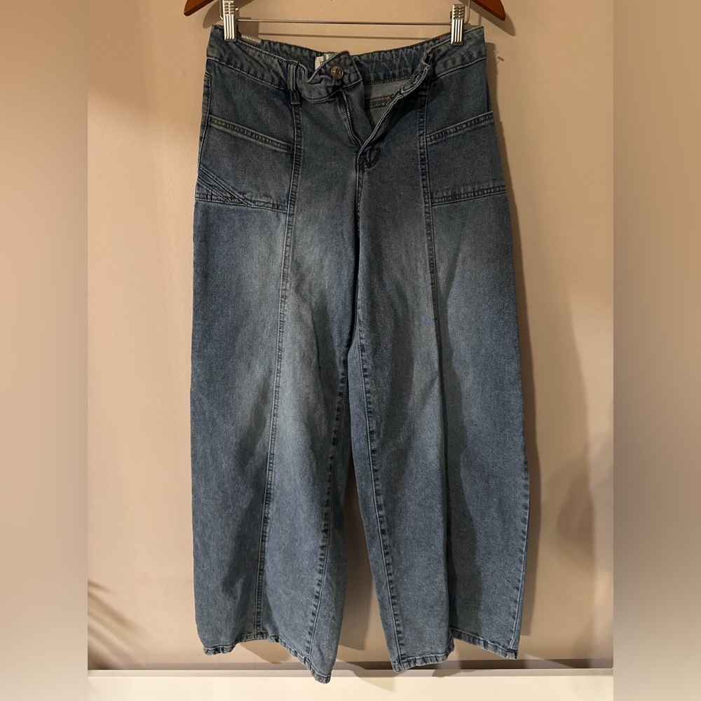 Stylish Blue Denim Jeans madden wide leg size 5‎